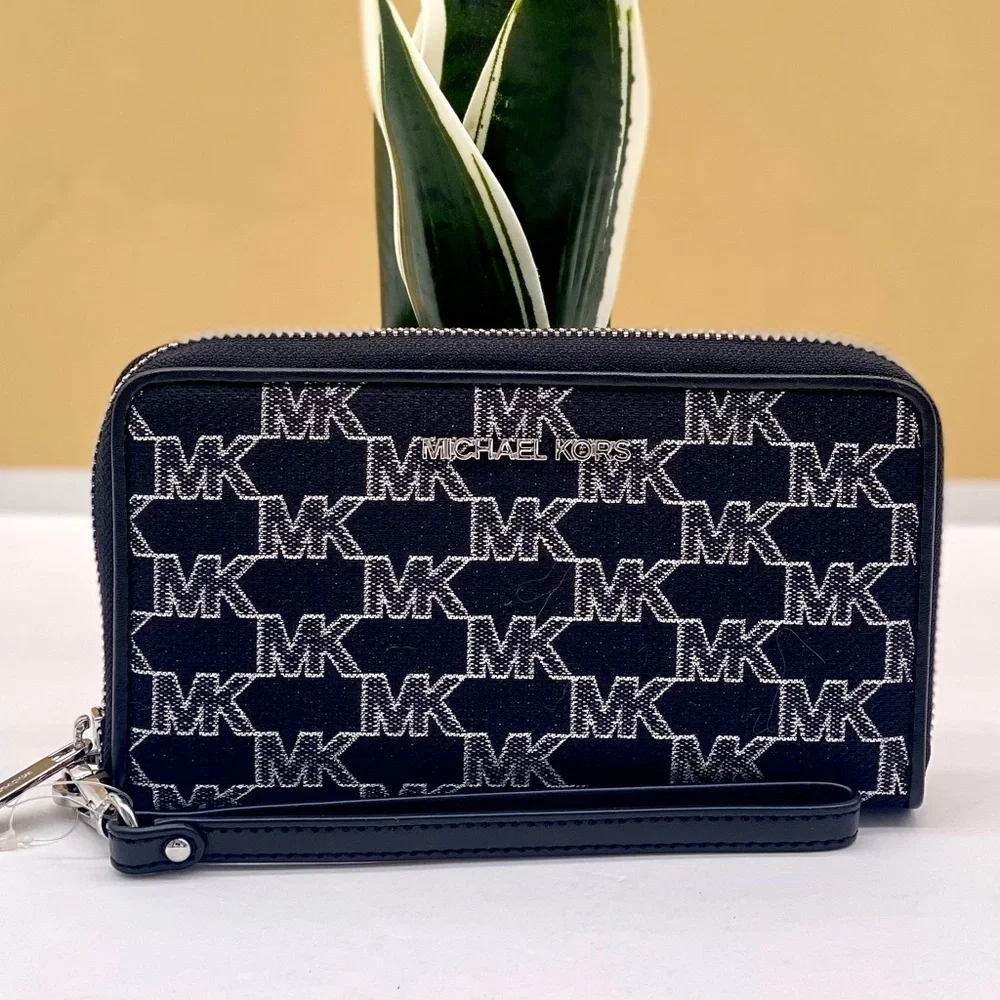 Michael Kors Jet Set Travel Wallet Phone Case Wristlet Glimmer MK Print